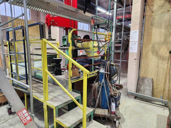 Many hours of work started with enlarging the safety fencing and adding the new drive unit