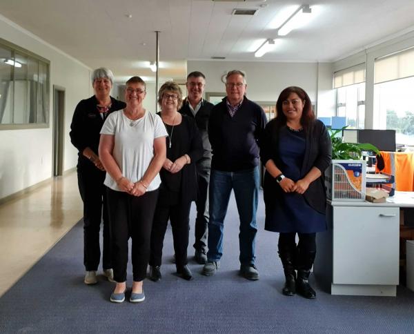 Bev, Heather, Mandy, Peter, Ian and Eve